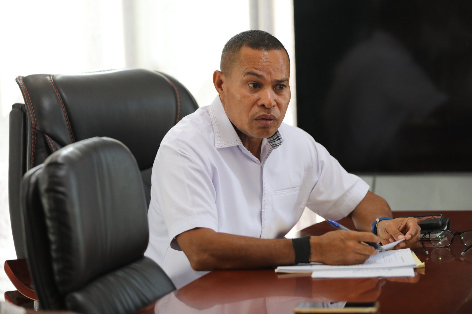 https://dili.gov.tl/pt/2026/06/01/%f0%9d%90%80%f0%9d%90%94%f0%9d%90%93%f0%9d%90%8e%f0%9d%90%91%f0%9d%90%88%f0%9d%90%83%f0%9d%90%80%f0%9d%90%83%f0%9d%90%84-%f0%9d%90%8c%f0%9d%90%94%f0%9d%90%8d%f0%9d%90%88%f0%9d%90%92i%f0%9d%90%8f-5/