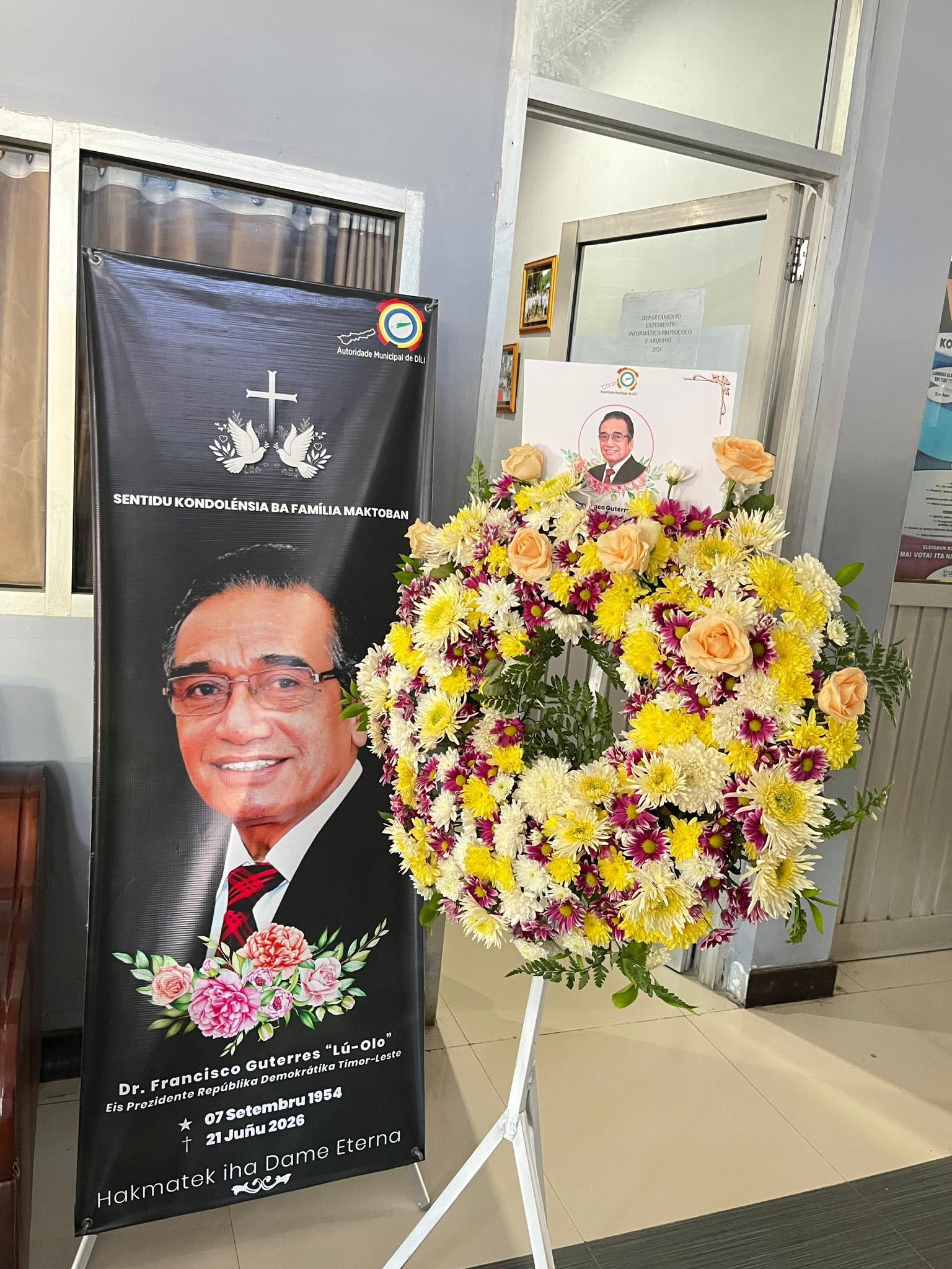 https://dili.gov.tl/en/2026/06/25/prezidente-autoridade-munisipiu-dili-hamutuk-ho-funsionariu-tomak-presta-homenajen-ba-saudozu-francisco-guterres-lu-olo/